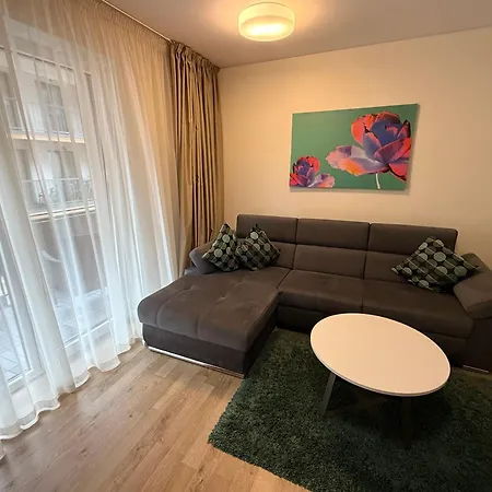 Apartment Maluno *